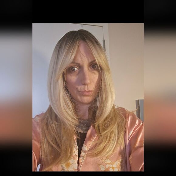 Source Unknown Other - Wig 24" Ombre Blonde